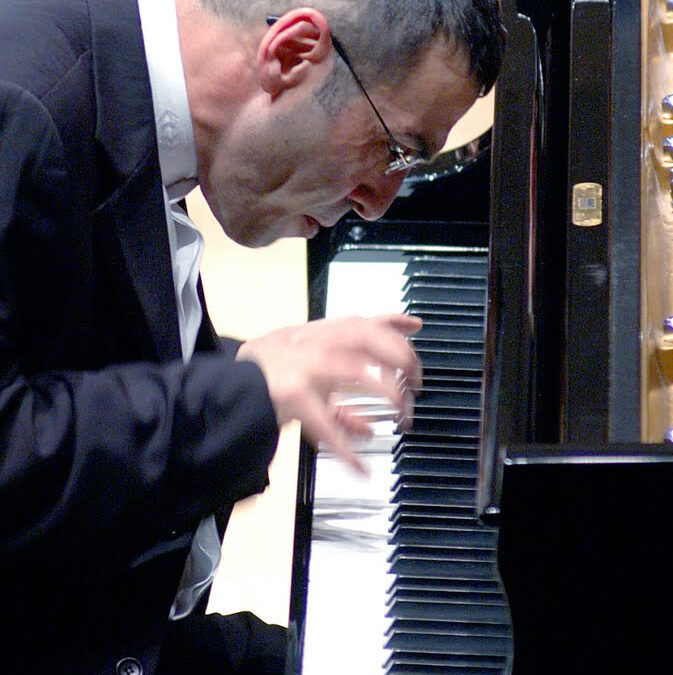 A SPECIAL PIANO CONCERT:  Internationally Renowned Pianist Alexander Paley Set to Perform on Sunday, Oct 29 at 1 PM